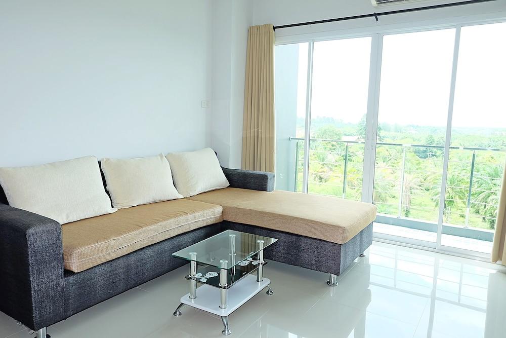Krabi Hipster Hotel - Tap to explore photos