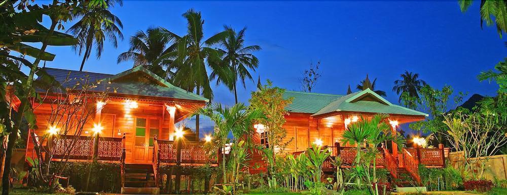 Thai Villa Resort