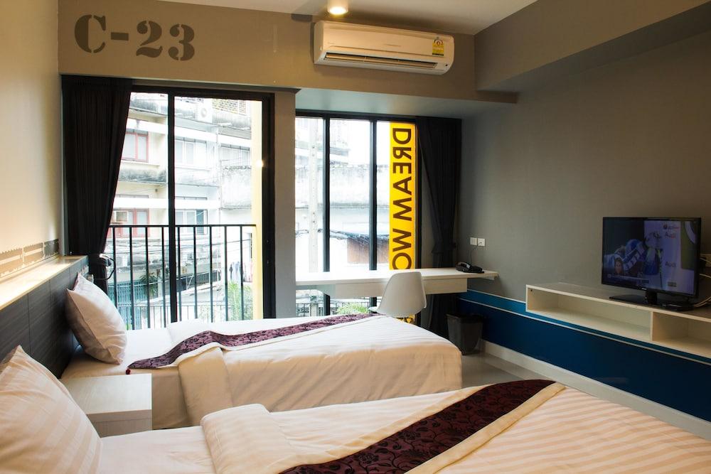 iSanook Bangkok Room Type - ECO Studio Room