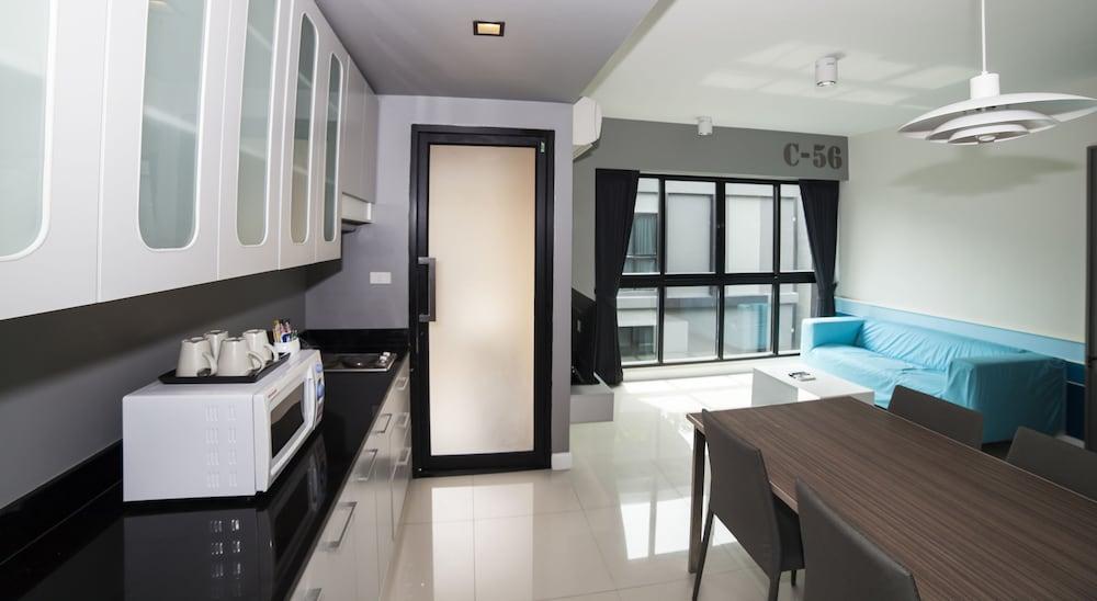 iSanook Bangkok Room Type - iSanook Family Suite Deluxe Room