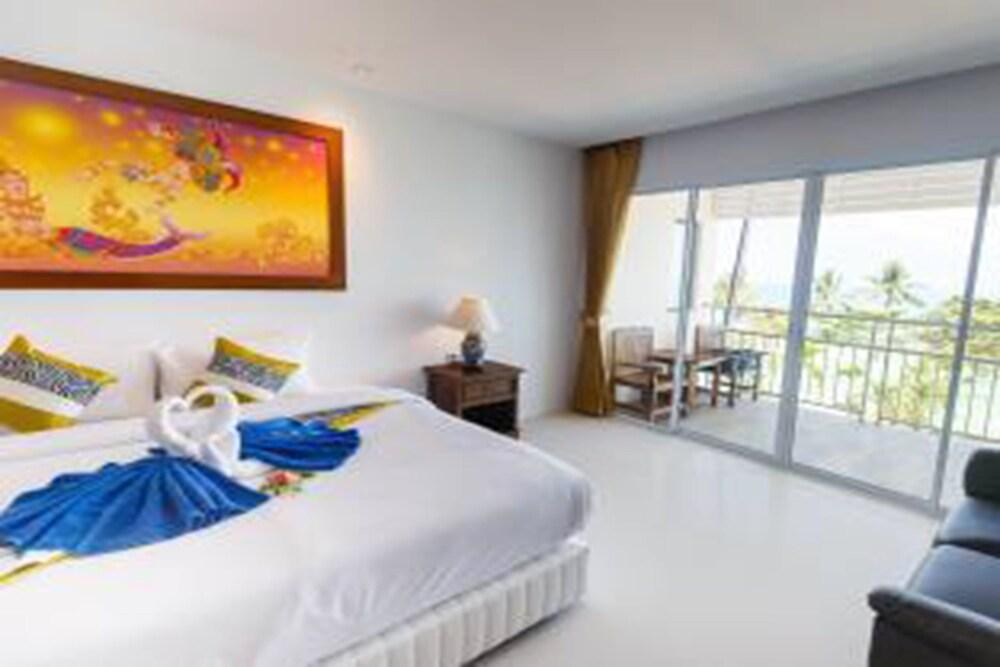 Lamai Coconut Beach Resort Room Type - Superior Room, Sea View Lamai Coconut Beach Resort Room Type - Superior Room, Sea View