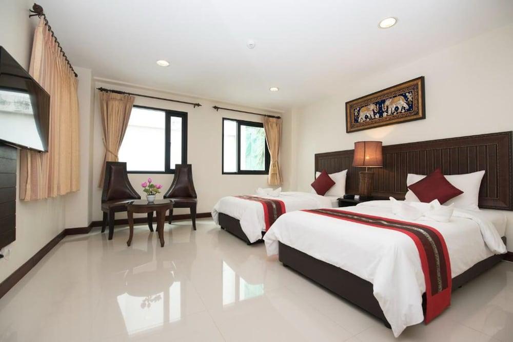 True Siam Rangnam Hotel Room Type - Superior Room