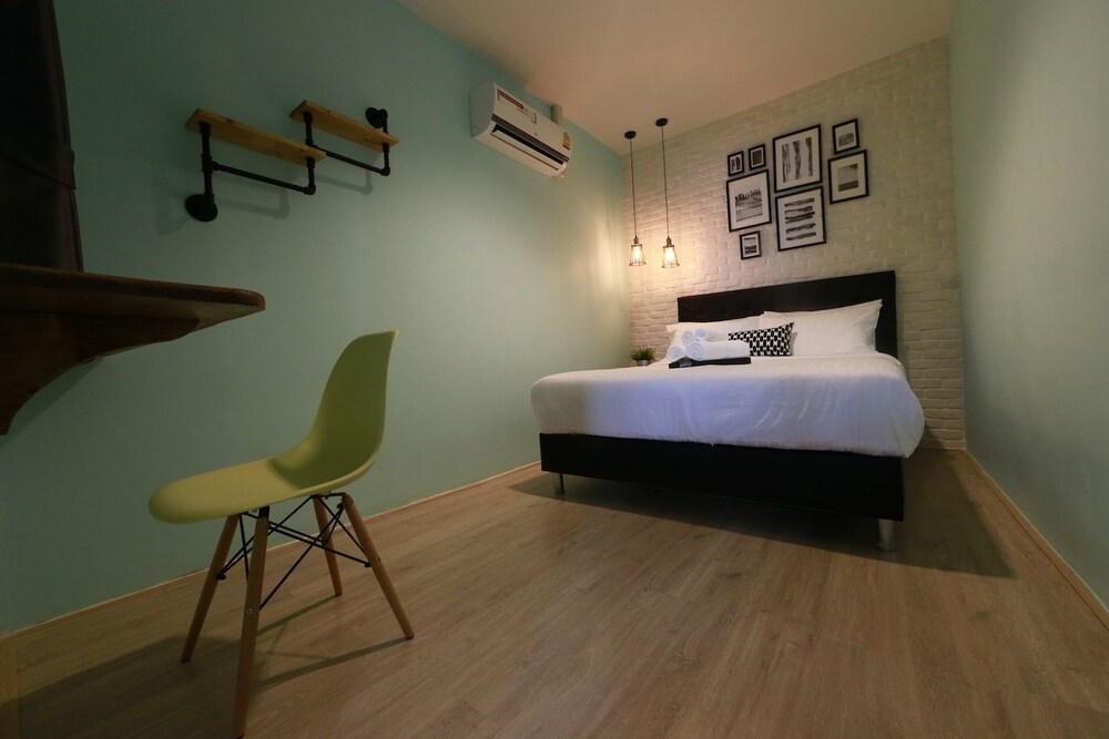 Adagio Bangkok Room Type - Two Bedroom Suite with Bathtub