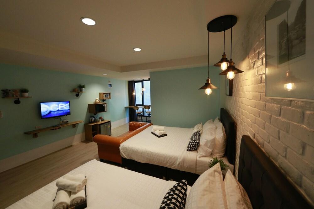 Adagio Bangkok Room Type - Deluxe Triple Room