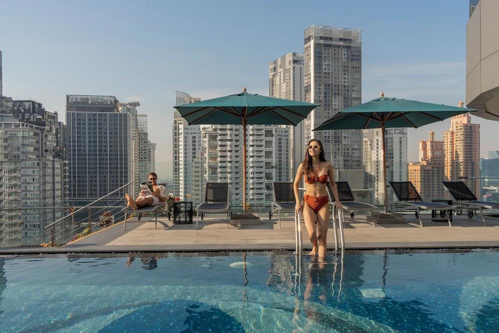 Hyatt Place Bangkok Sukhumvit 24 - Tap to explore photos