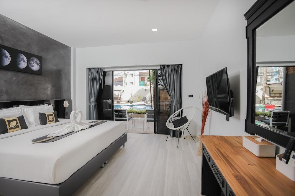 ETK Patong Room Type - Deluxe Double or Twin Room, Pool Access ETK Patong Room Type - Deluxe Double or Twin Room, Pool Access
