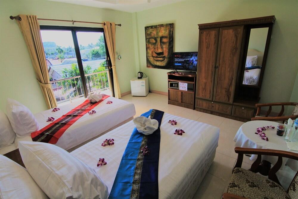 Hibiscus Samui