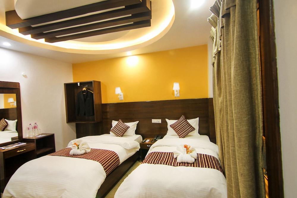 Hotel Lakeside Room Type - Deluxe Twin Room