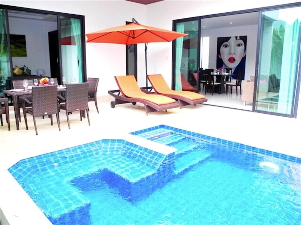 Intira Villa Rawai 2 bedrooms villa - Tap to explore photos
