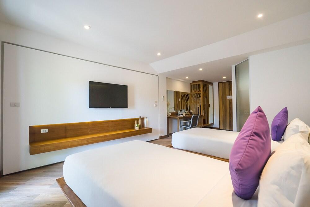 White Sand Samui Resort Room Type - Deluxe Room