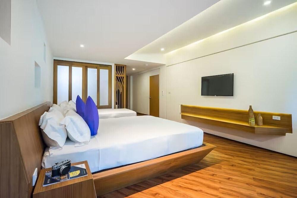 White Sand Samui Resort Room Type - Deluxe Room