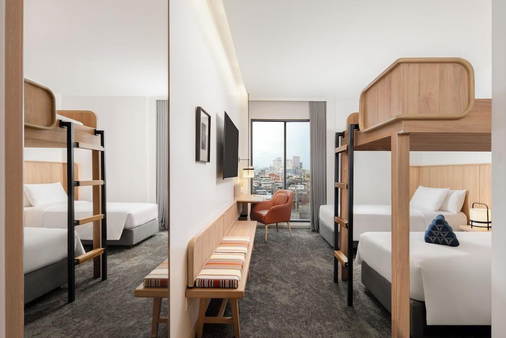 ASAI Bangkok Chinatown Room Type - Roomy Triplex