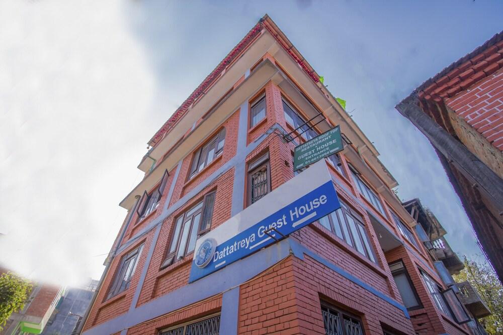 OYO 263 Hotel Sublime - Tap to explore photos