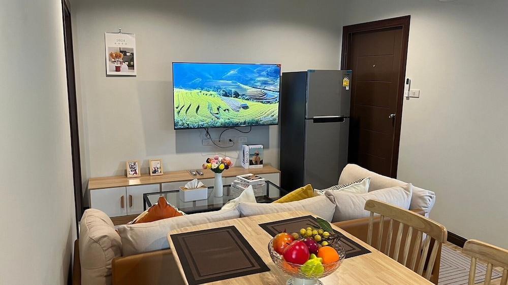 My Friend's House Room Type - Superior Family