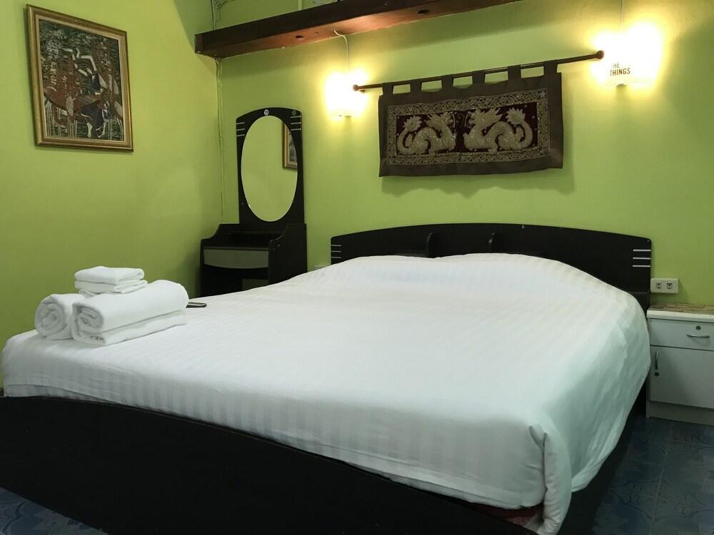 Swan Inn2 Guest House Room Type - Room with balcony