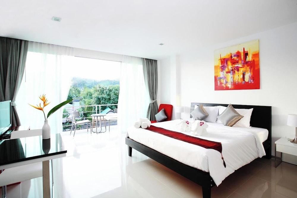 One World One Home Naiharn Hotel Room Type - Deluxe Room