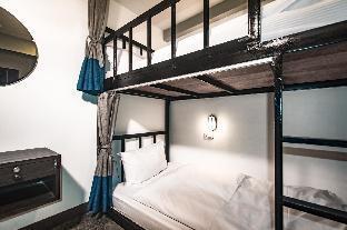 Balcony Party Hostel Room Type - 8-Bed Mixed Dormitory - Age 18-40