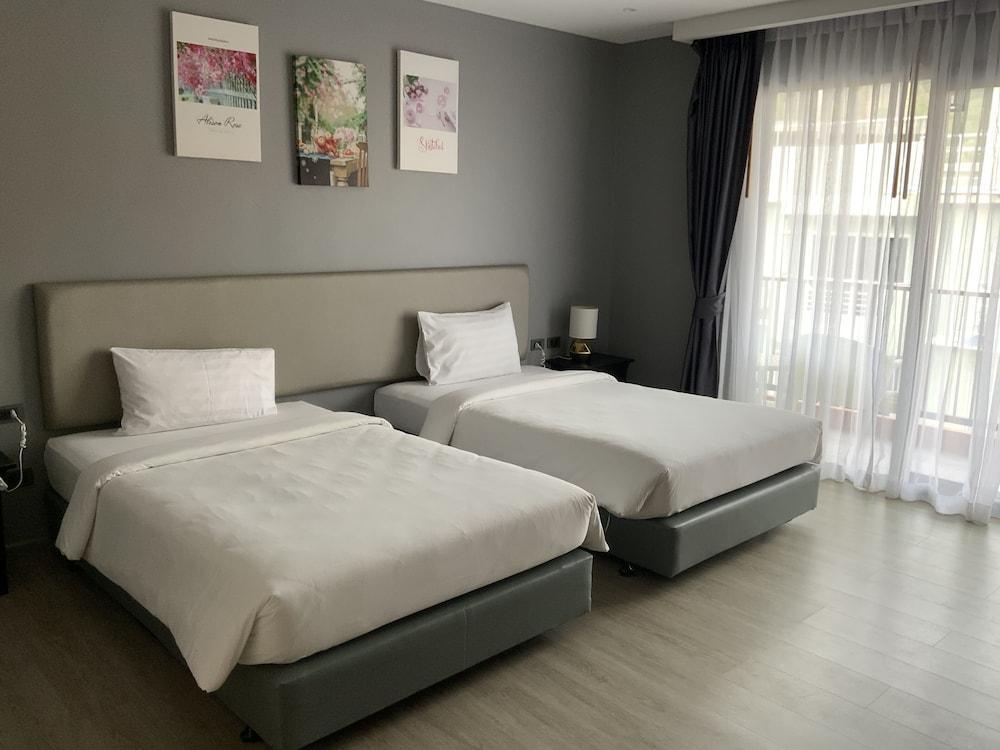 Aonang Inn Room Type - Superior Twin Room