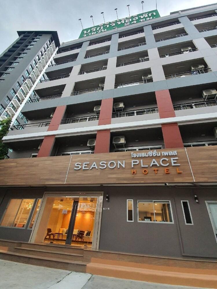 Season Place Hotel