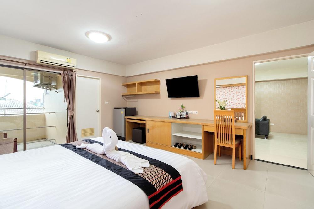 P-Park Hotel Bangkok Room Type - Family Suite