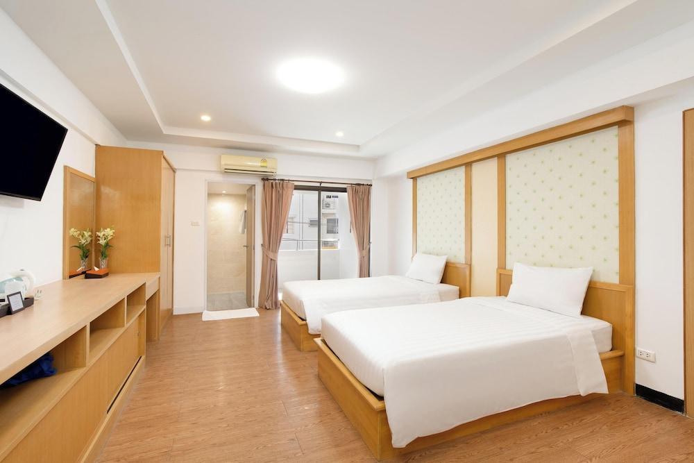 P-Park Hotel Bangkok Room Type - Superior Twin Room
