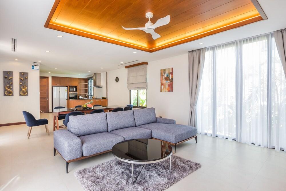 Villa Palavee B3 Room Type - 4-Bedroom Villa with Private Pool