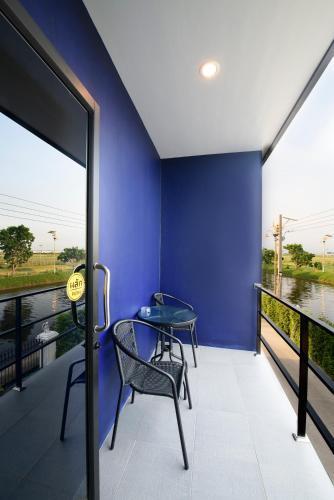 Skyline Resort Room Type - Deluxe King Suite