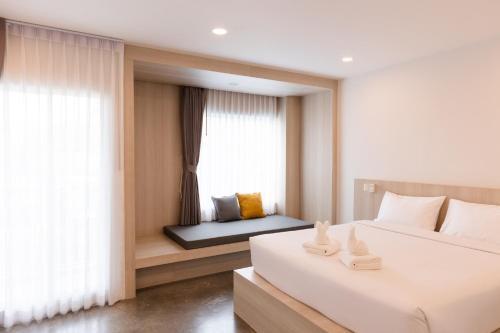 NAPPINESS HOTEL Room Type - Junior Suite with Canal View