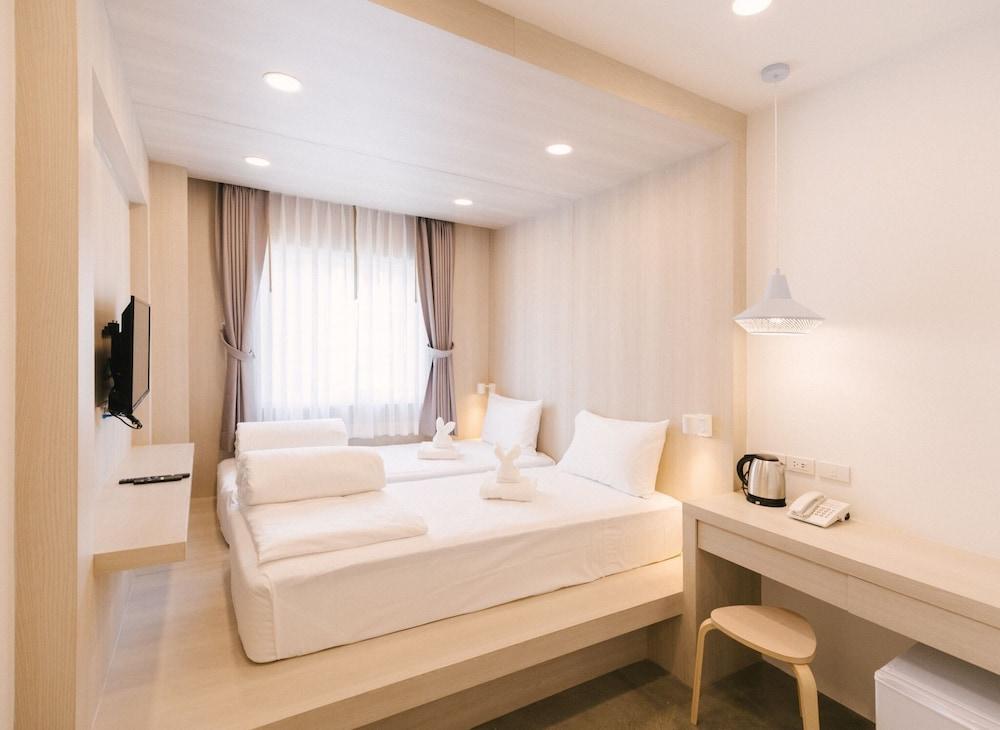 NAPPINESS HOTEL Room Type - Superior Twin Room
