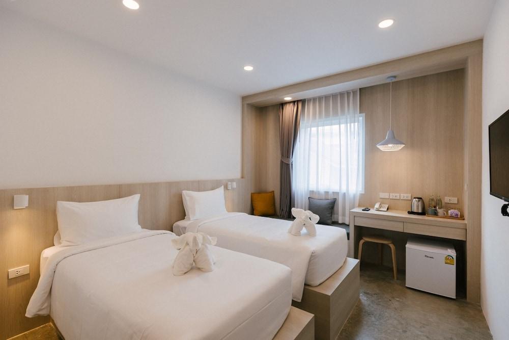 NAPPINESS HOTEL Room Type - Deluxe Twin Room