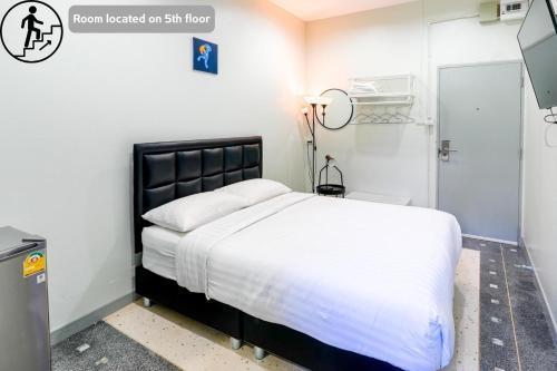 Suksomboon Residence Room Type - Economy Double Room