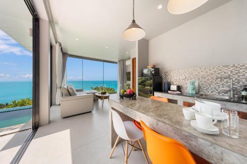 Scenery Samui Room Type - Three-Bedrooms Ocean View Villa with Jacuzzi Pool Scenery Samui Room Type - Three-Bedrooms Ocean View Villa with Jacuzzi Pool