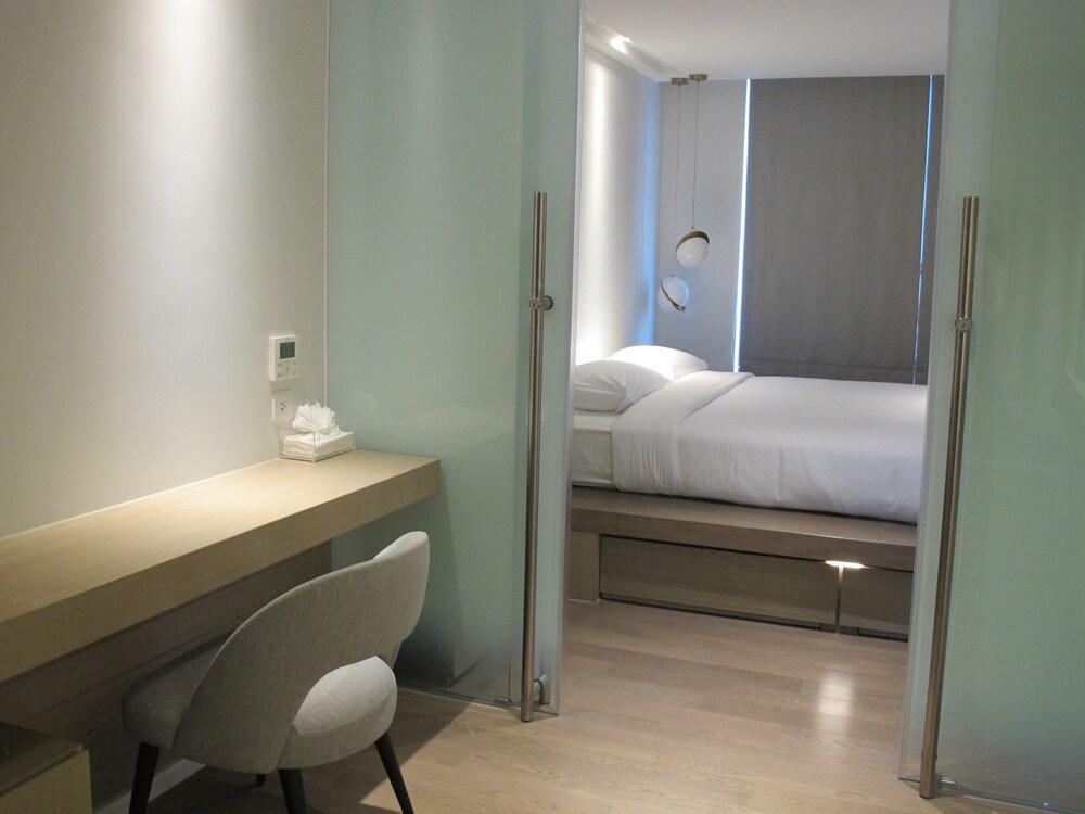 ashley hotel bkk Room Type - Executive Room