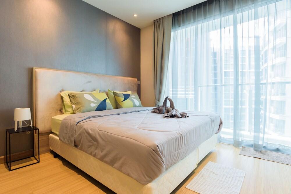 Bangkok Sky Walk Room Type - Family Double Room, Multiple Beds, Balcony, City View