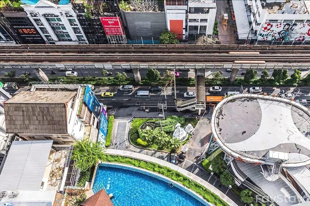 Bangkok Sky Walk - Tap to explore photos