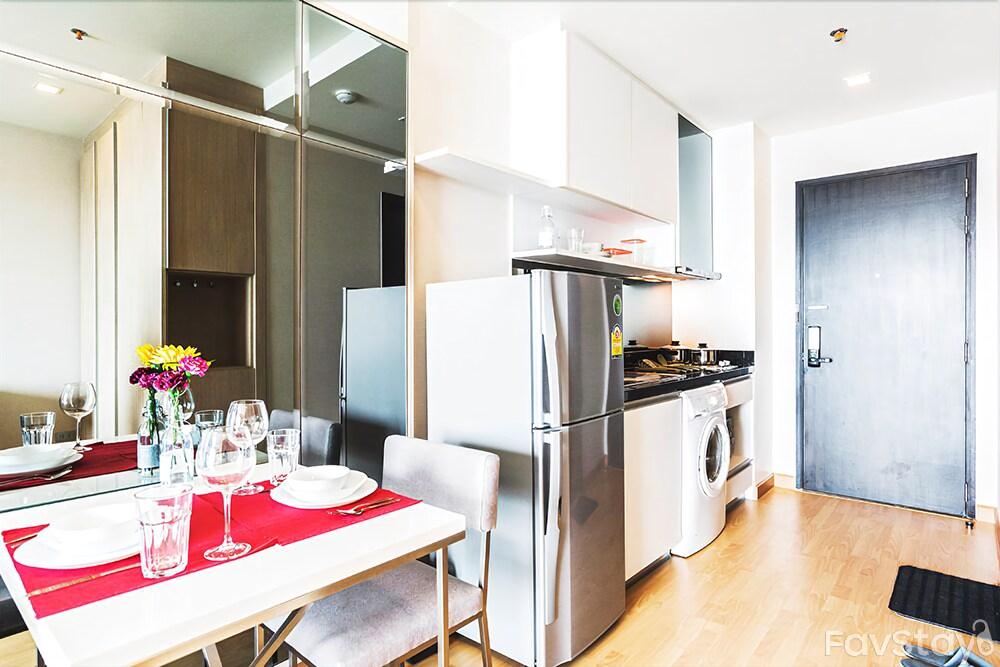Bangkok Sky Walk Room Type - Deluxe Studio Suite, Ensuite, City View