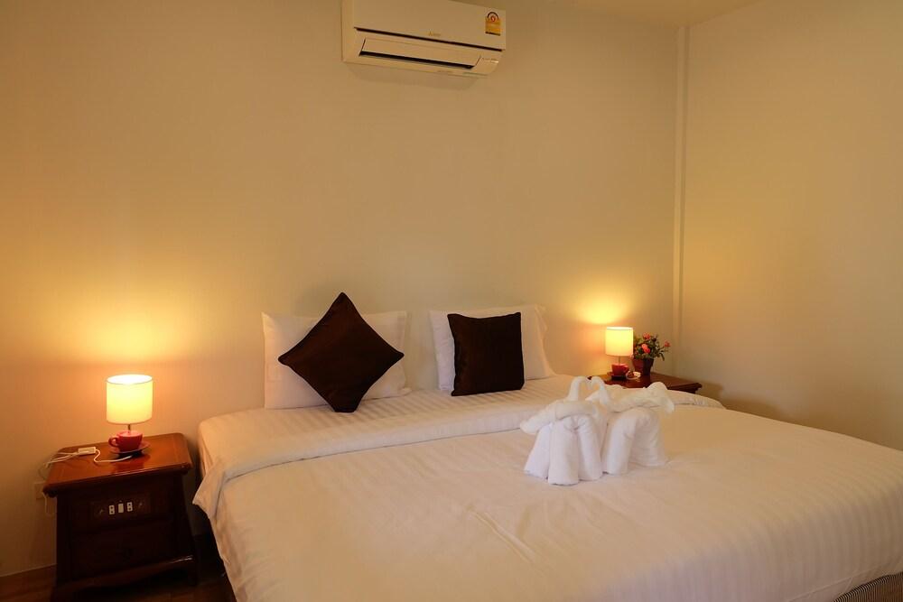 OYO 967 Andathien Pool Villa Aonang - Tap to explore photos