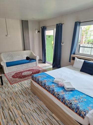 Lalisa Hotel Aonang Room Type - Triple Room with Terrace