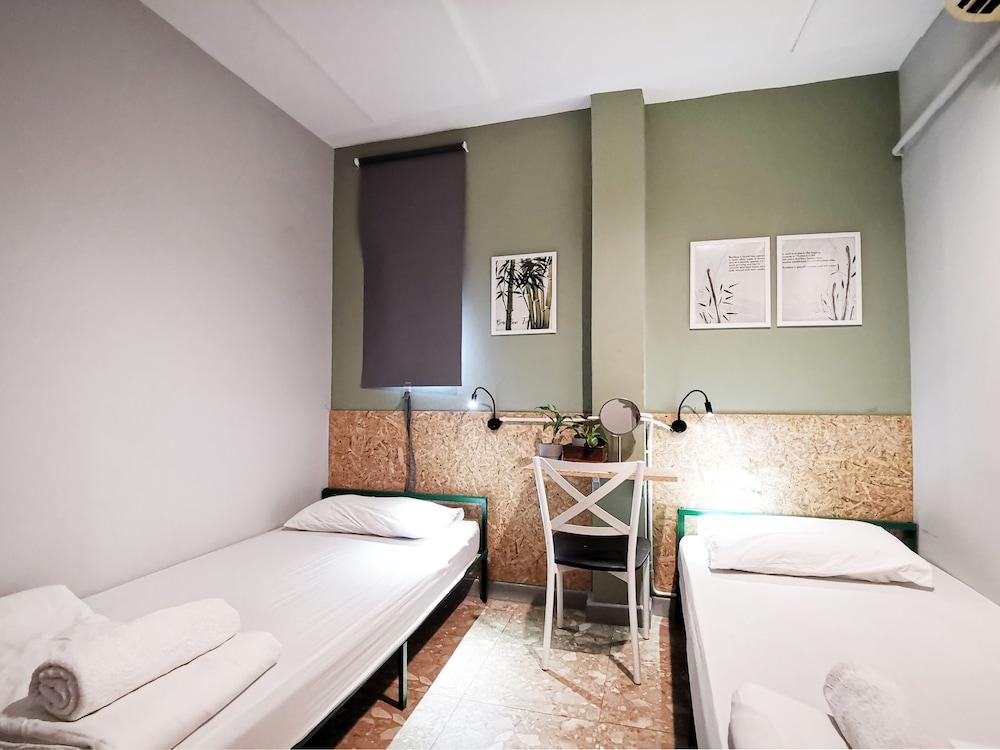 Foresttel.bkk Room Type - Standard Twin Room