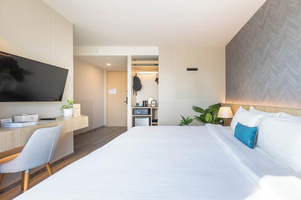 56 Hotel Sukhumvit Room Type - Deluxe Room