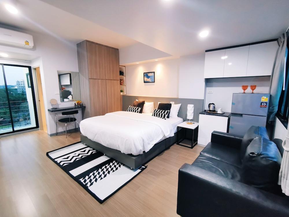 Star Sukhumvit Room Type - Deluxe Double Room