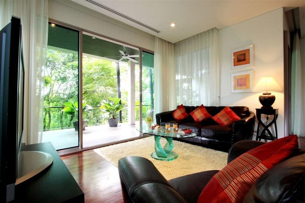 Kata Gardens 2br Sea Garden View 8B - Tap to explore photos