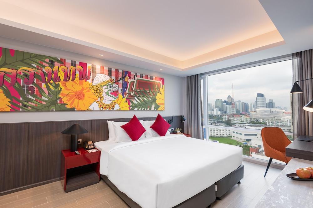 Maitria Hotel Rama 9 - A Chatrium Collection Room Type - Premier City View King Bed
