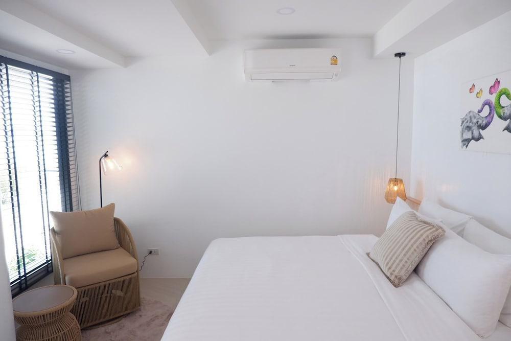 The Parlour Krabi Room Type - Superior Seaview