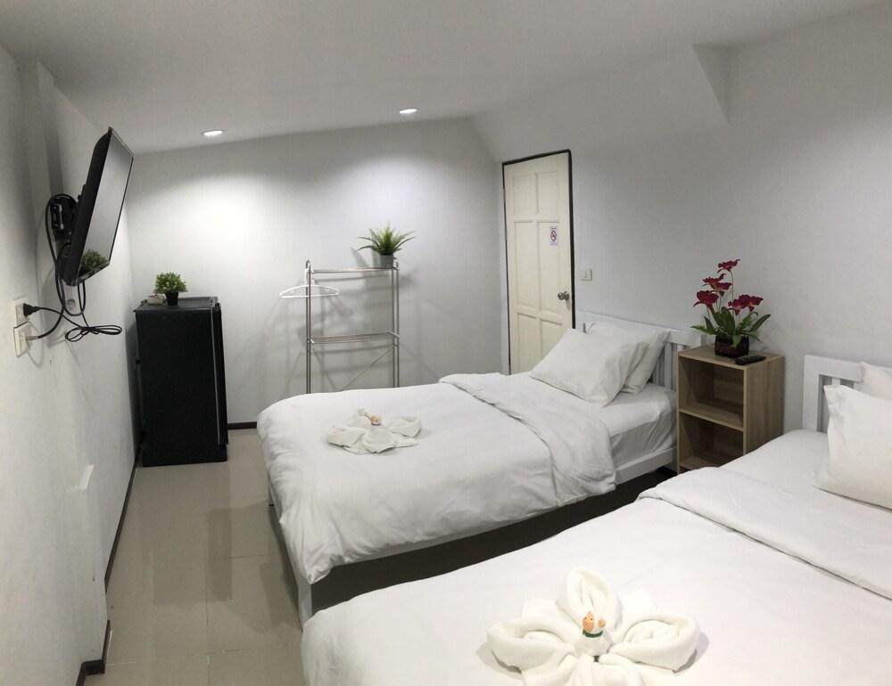 NK Guesthouse 2 Room Type - Standard Twin Room