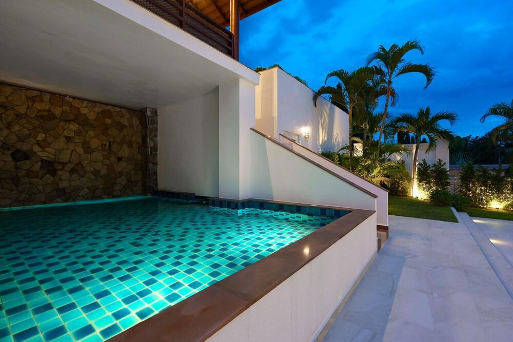 Sunset View Pool Villa - Tap to explore photos