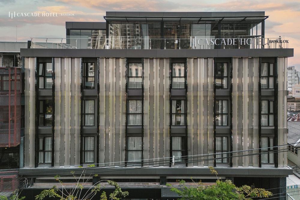 Cascade Hotel Bangkok - Tap to explore photos