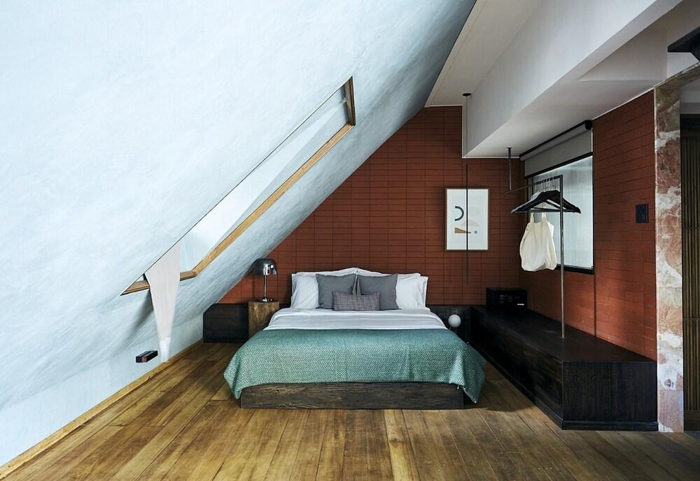 B House 49 Bangkok Room Type - Executive Site