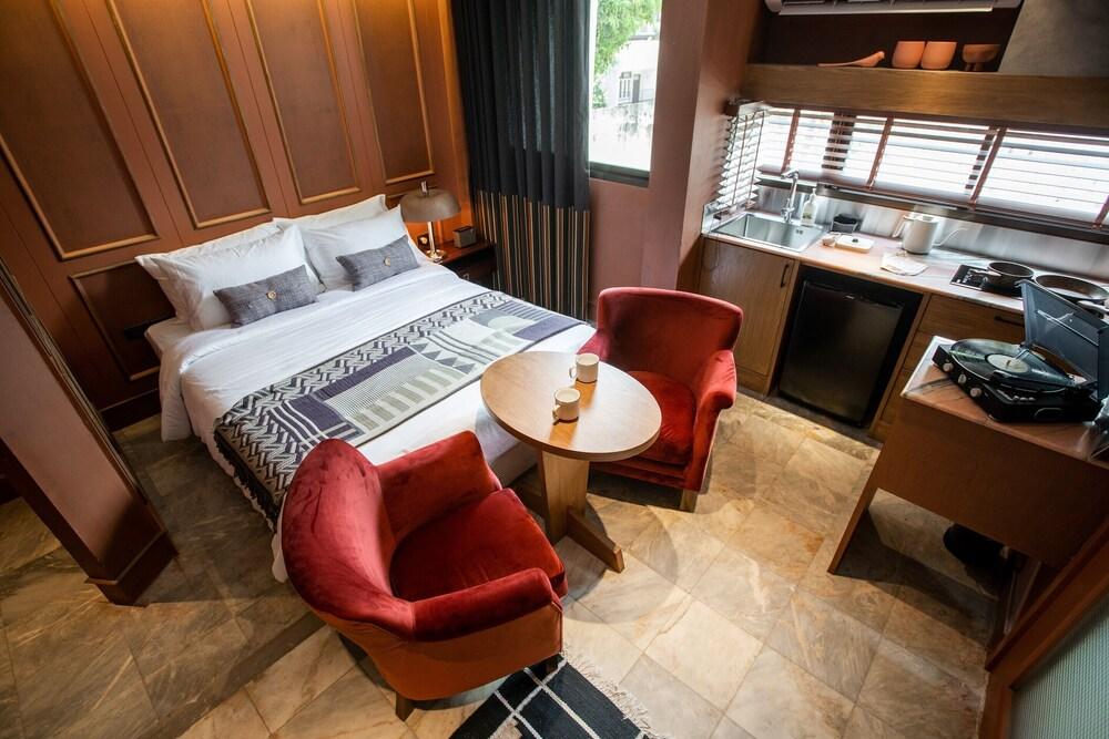 B House 49 Bangkok Room Type - Suite