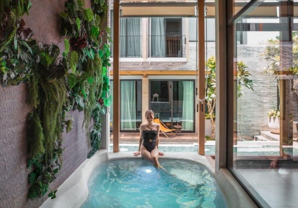 Shan Villas Sukhumvit Room Type - Exclusive TownHome Pool Villa